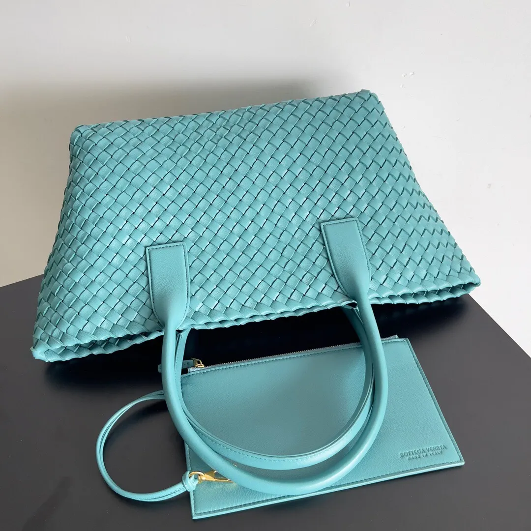 All categories 💚 Authentic bags 💚 BV 2025 new BV handbags